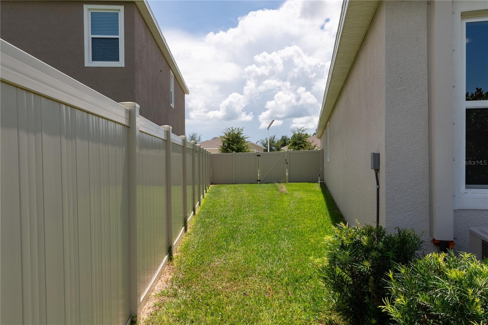 FOREST BROOKE PH 1B - Residential Lease