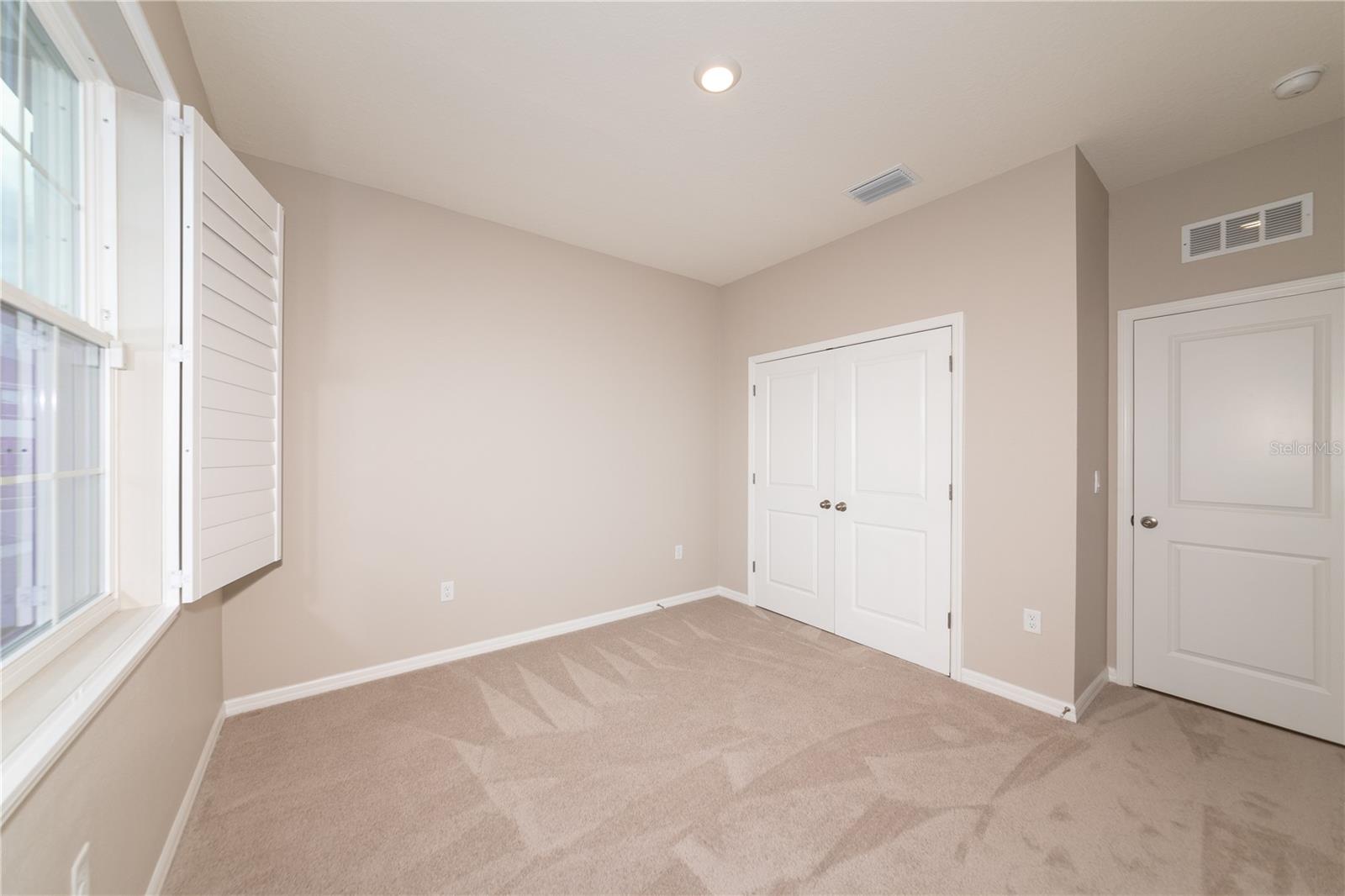 FOREST BROOKE PH 1B - Residential Lease