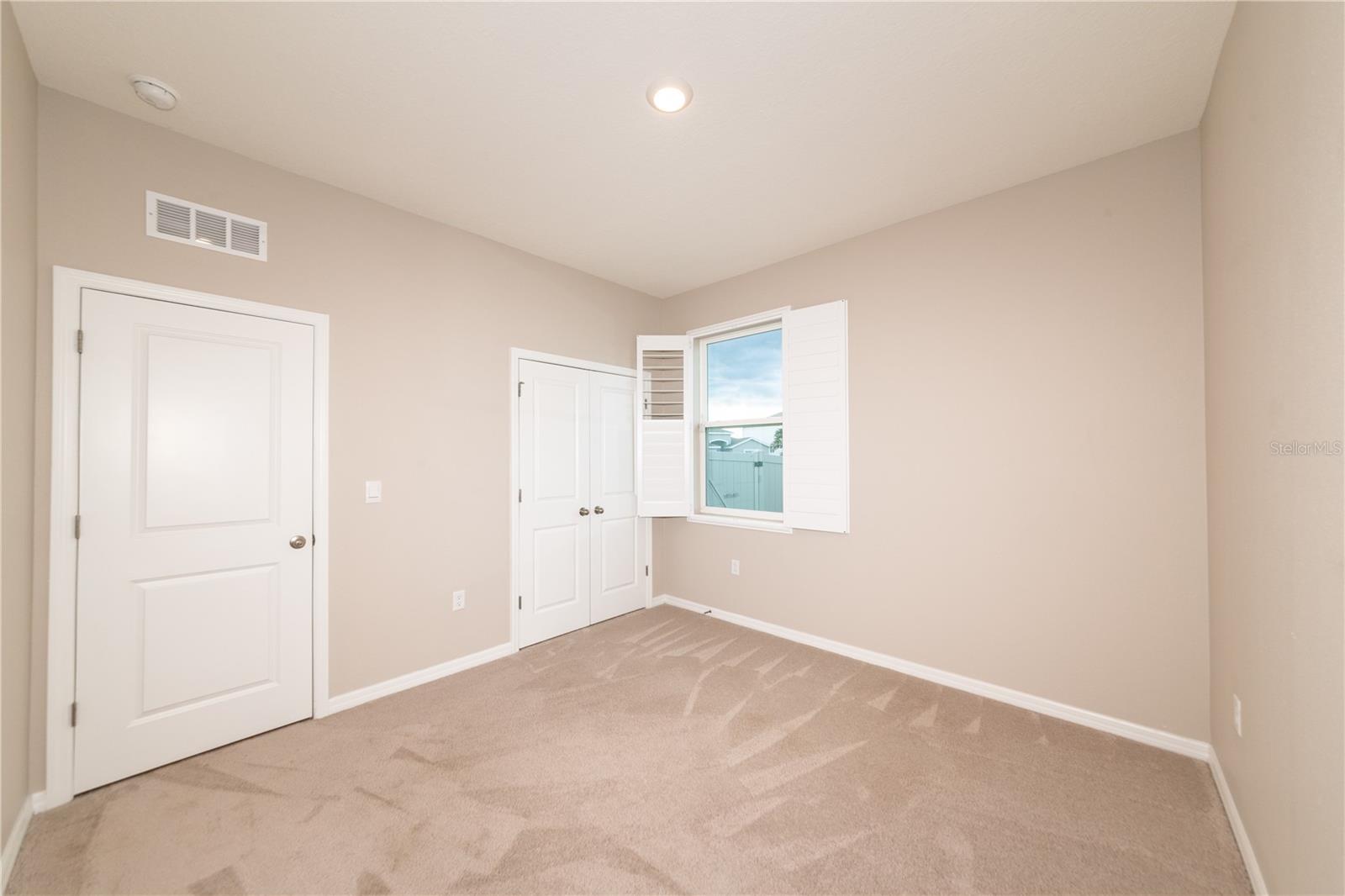 FOREST BROOKE PH 1B - Residential Lease