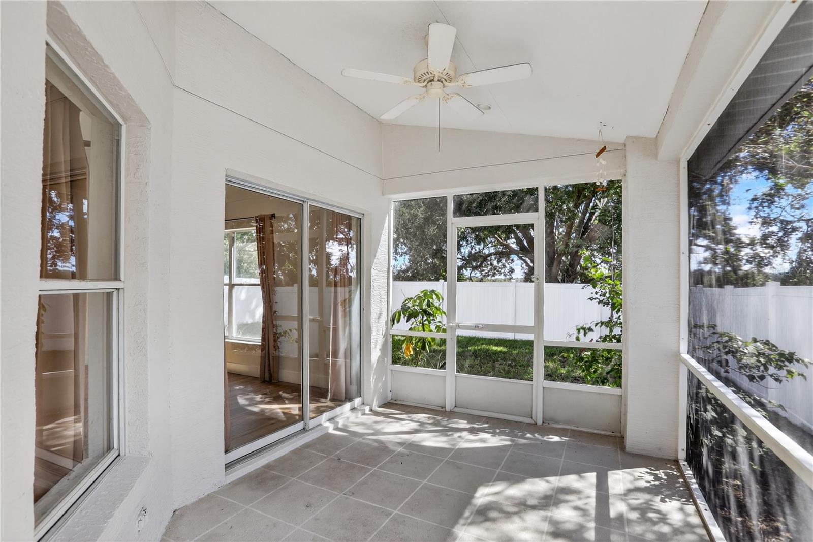 CAMBRIDGE COMMONS - Residential