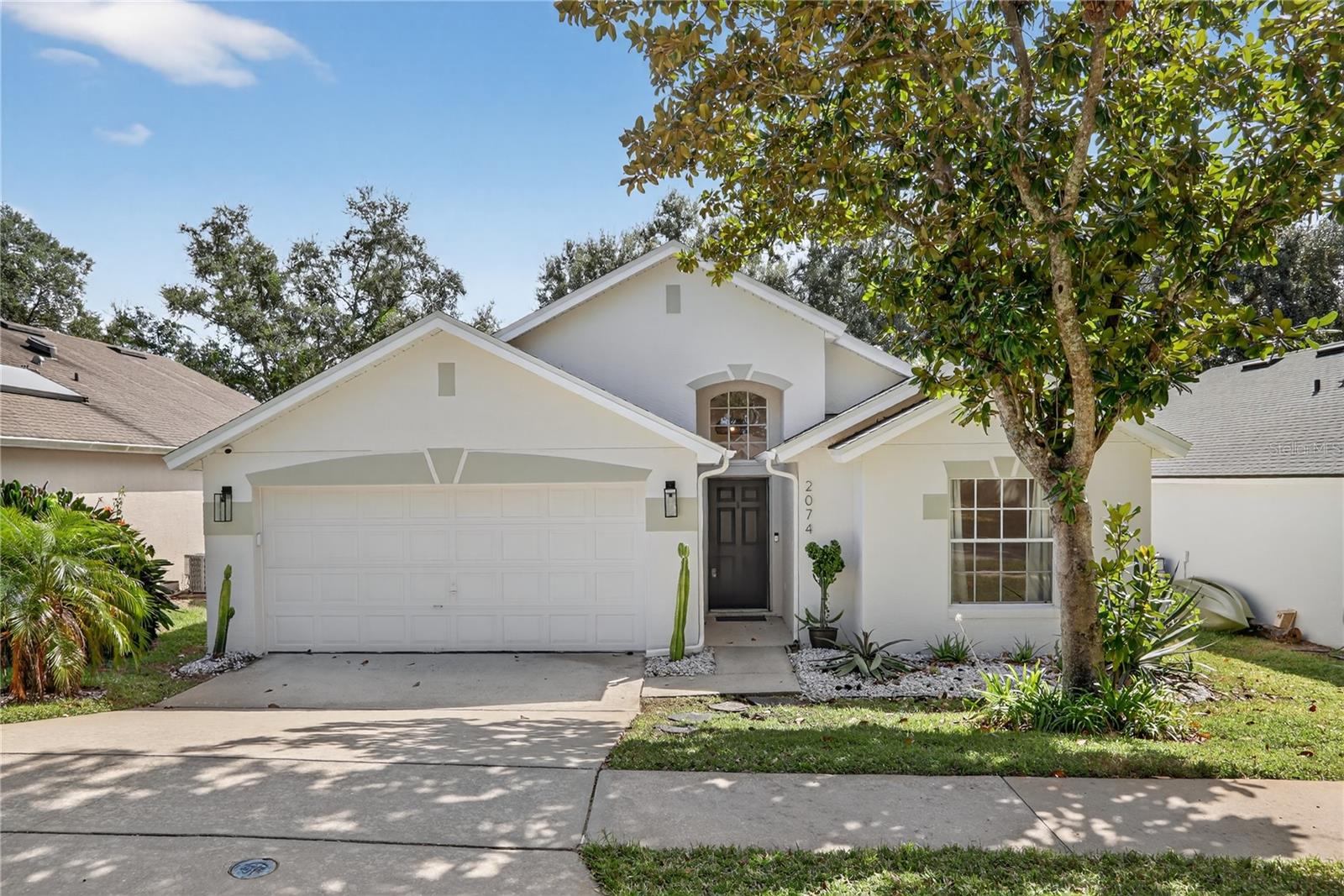 CAMBRIDGE COMMONS - Residential