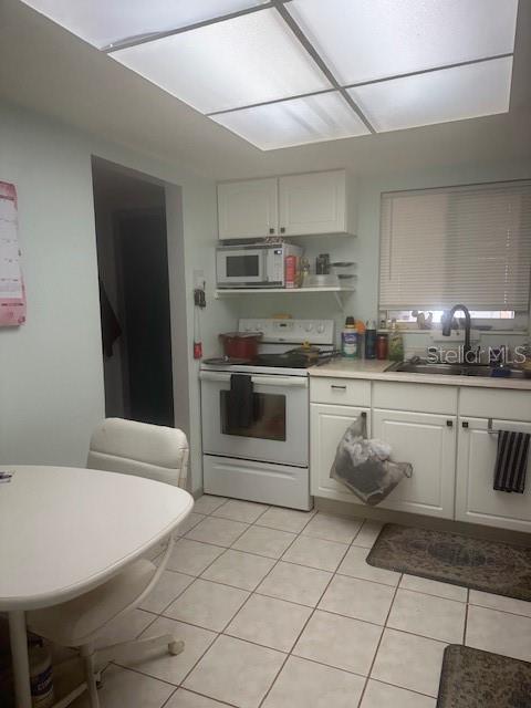 BAYSHORE ON THE LAKE APTS SEC 2 - Residential