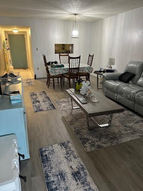 BAYSHORE ON THE LAKE APTS SEC 2 - Residential