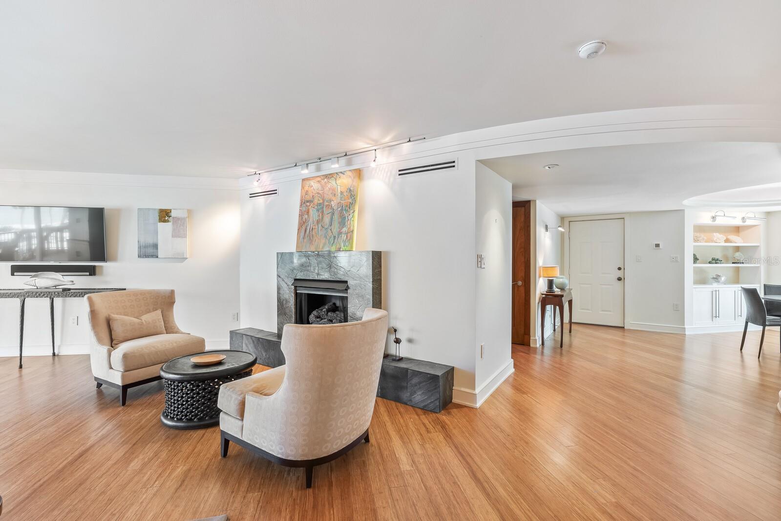 MANOR HOUSE - Residential