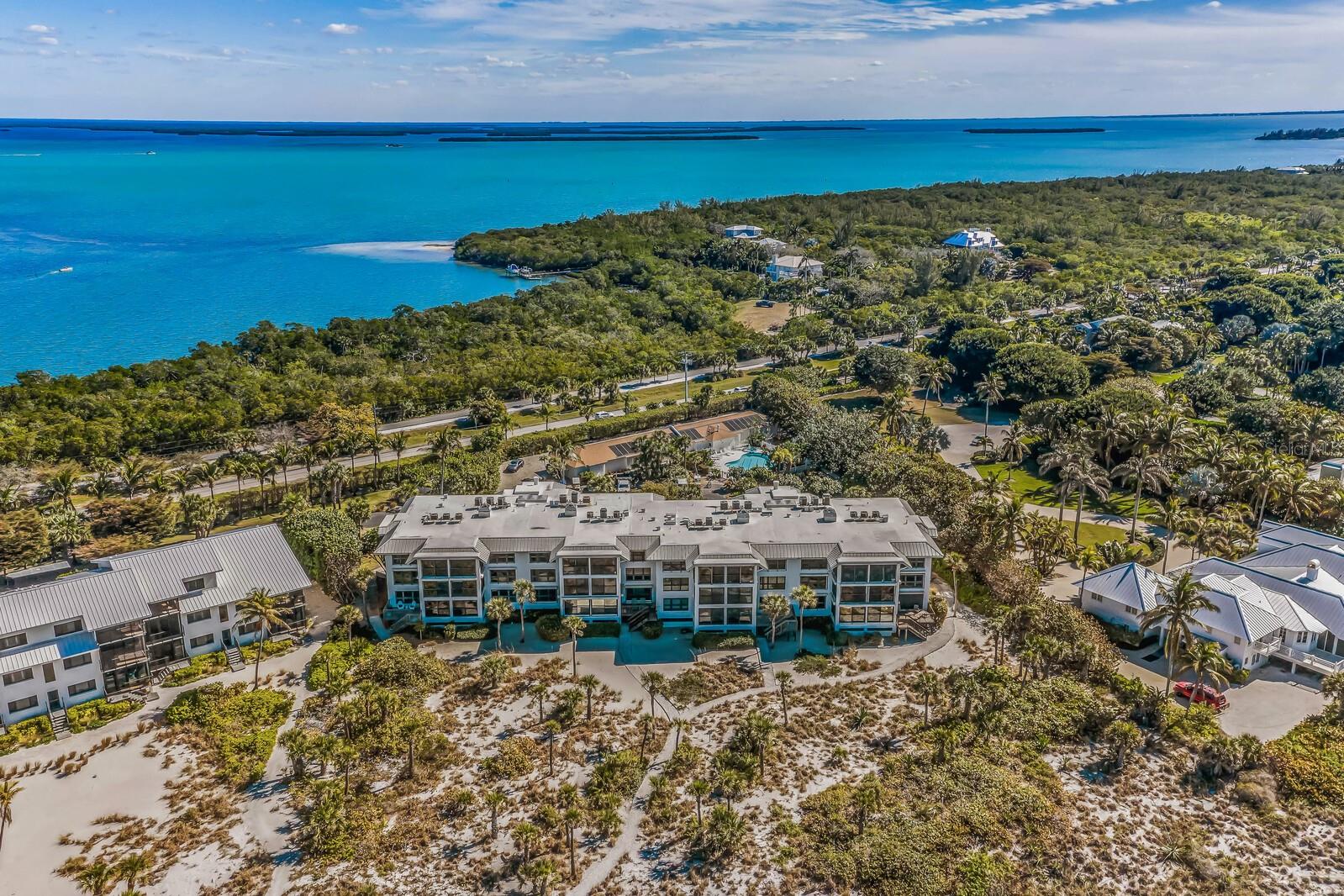 MANOR HOUSE - Residential