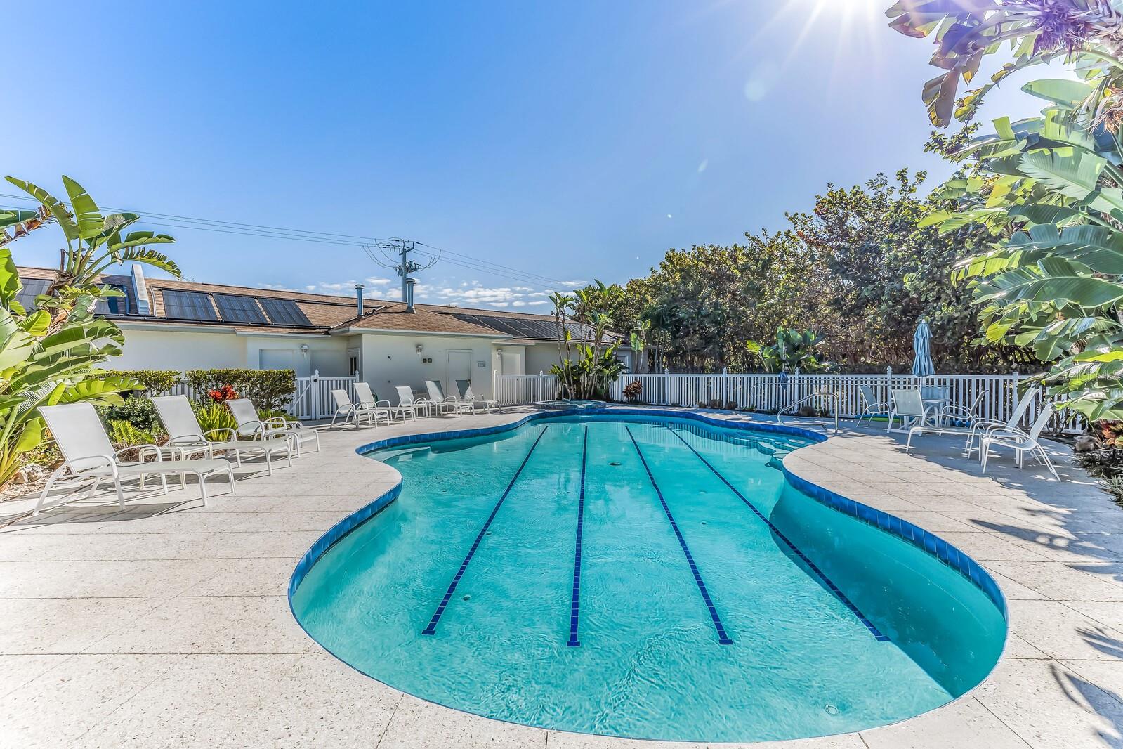 MANOR HOUSE - Residential