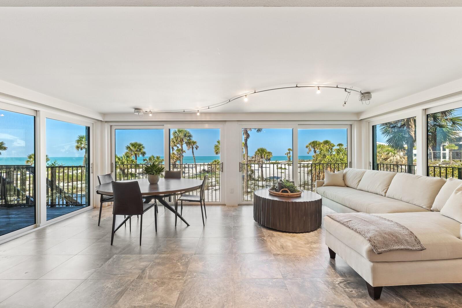 MANOR HOUSE - Residential