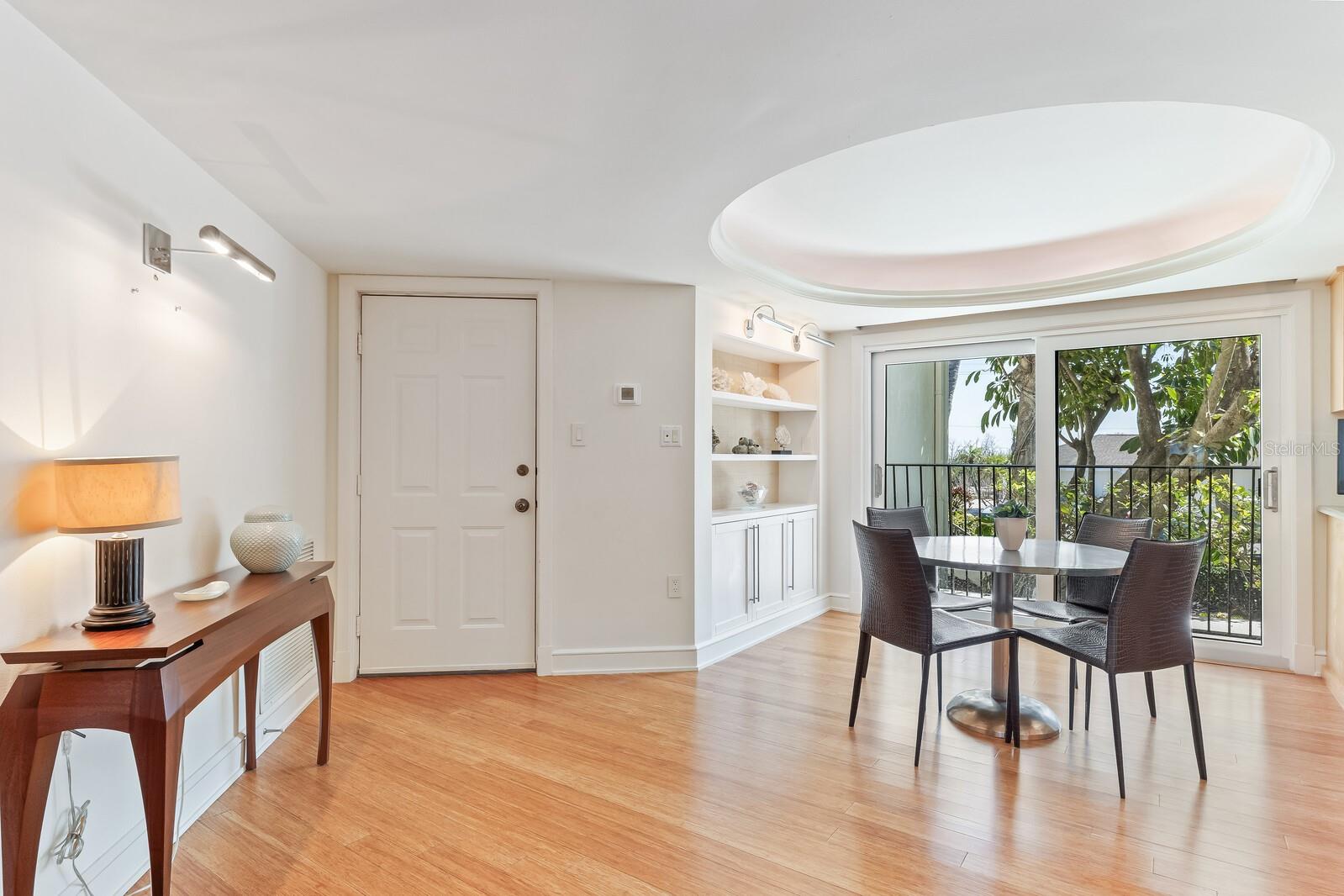 MANOR HOUSE - Residential