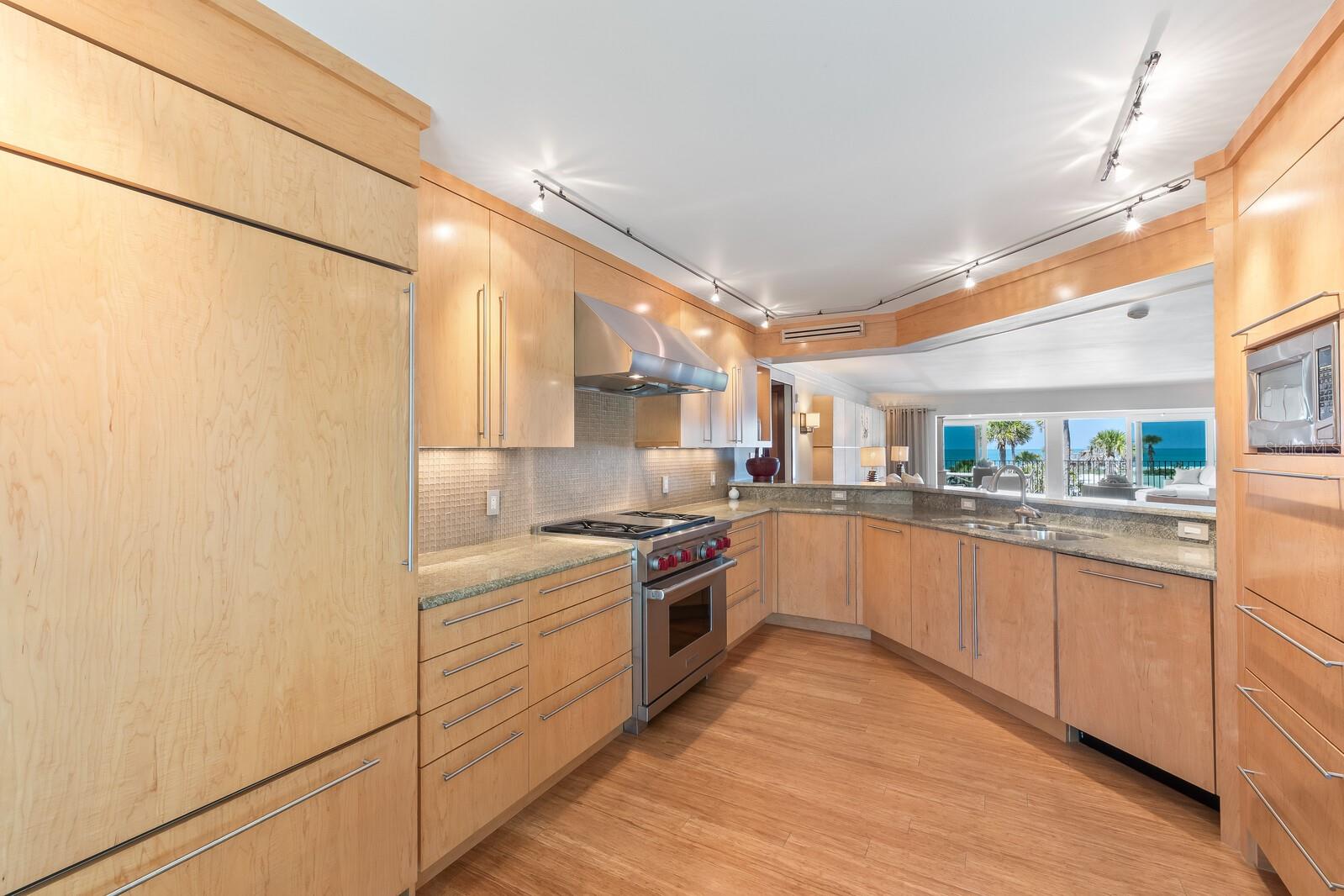 MANOR HOUSE - Residential