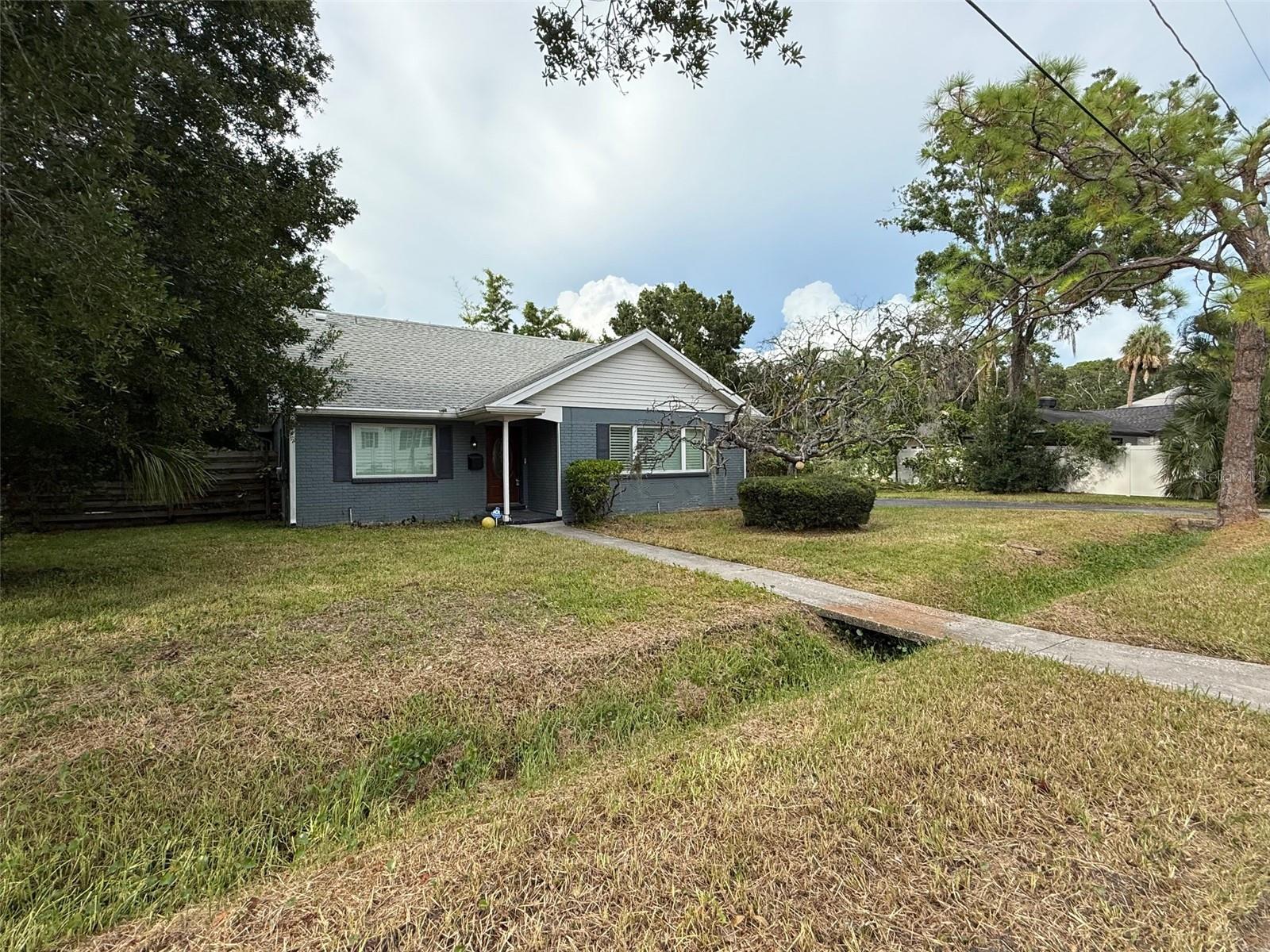 LOCATION, LOCATION, LOCATION!!! Amazing Opportunity in Coveted Sunset Park!!!
Seize the chance to own in one of South Tampa’s most desirable neighborhoods, Sunset Park. This 99’x102' (approx. 1/4 acre) lot presents an incredible opportunity to build your dream home or put your personal touch on the existing block structure that was impacted during Hurricane Milton. This is a rare chance to invest in a rapidly growing luxury market with many new constructed homes selling over $2+million. Located within the sought-after school district of Mabry Elementary, Coleman Middle, and Plant High School, this location is ideal for families and professionals alike. Enjoy all that South Tampa has to offer; upscale dining, boutique shopping, the scenic Riverwalk, and easy access to Florida’s top-rated beaches and Tampa International Airport.
Don't miss the chance to own a piece of South Tampa’s most desirable real estate – schedule a showing today and envision the potential!