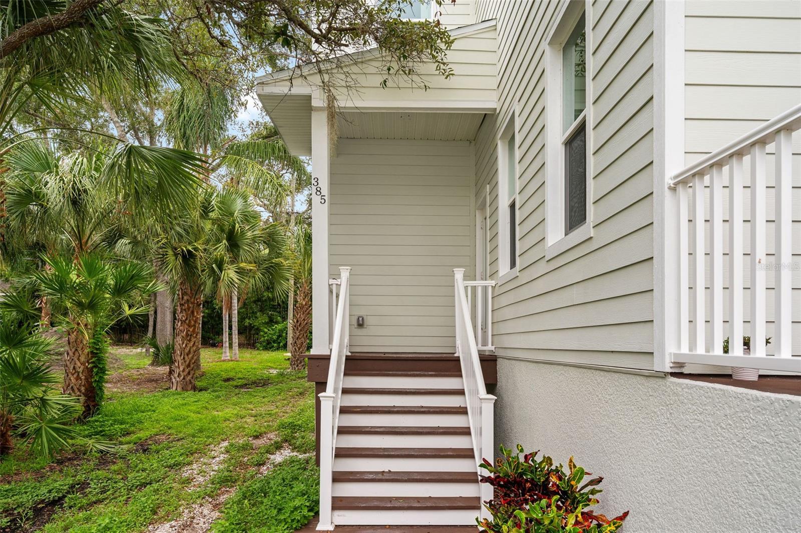 385 GEORGIA AVENUE
