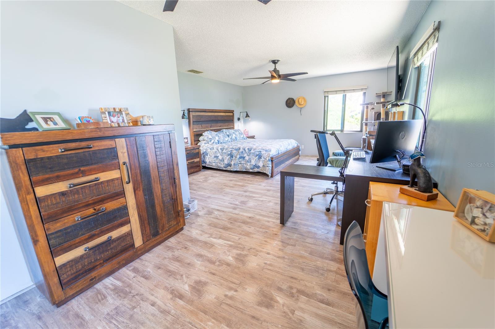 LUCERNE SHORES - Residential