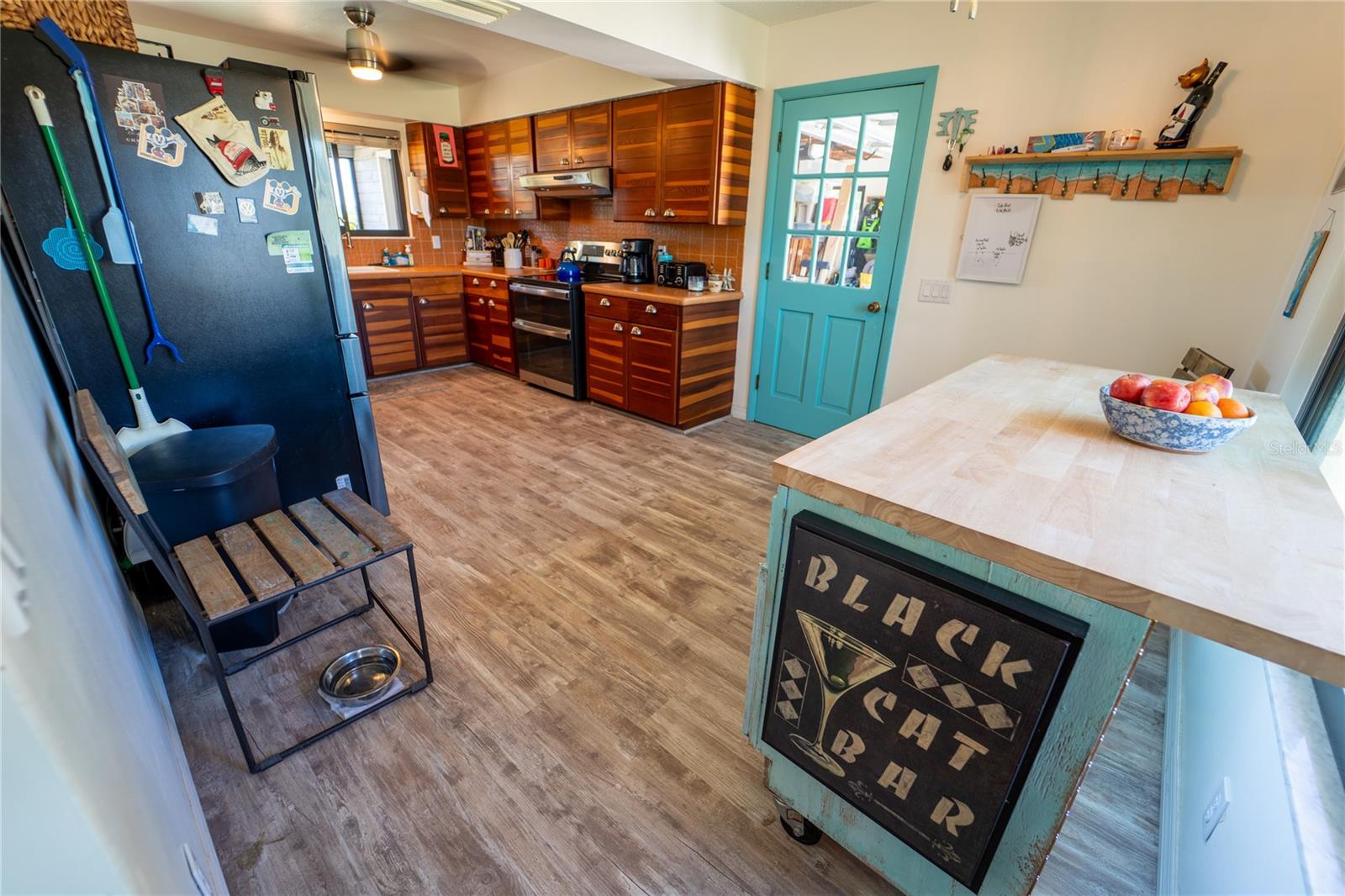 LUCERNE SHORES - Residential