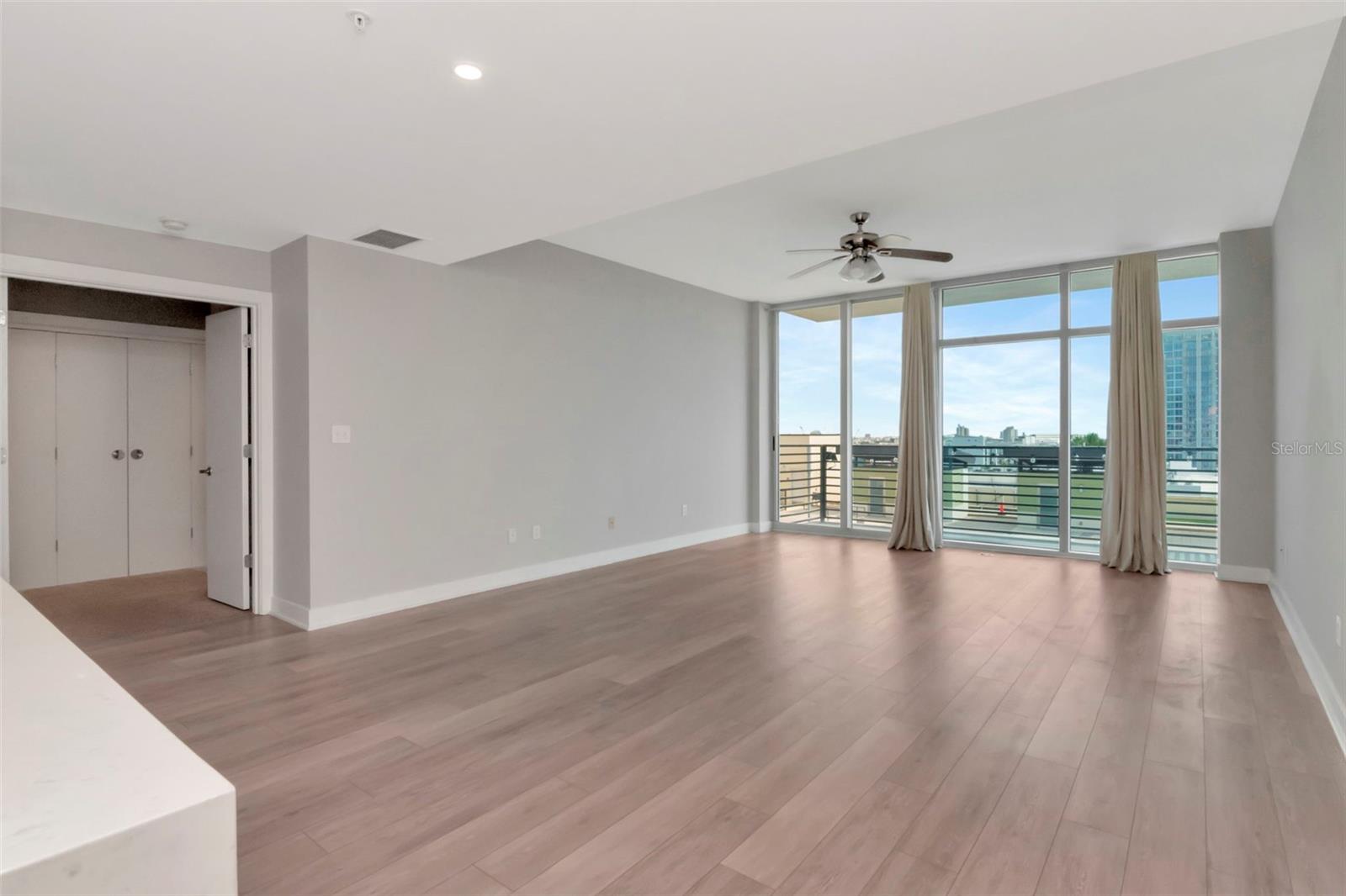 1208 E KENNEDY BOULEVARD 1011