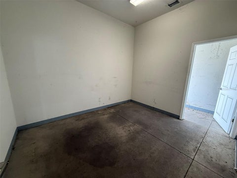 Tiny photo for 5042 W Highway 40 #101, Ocala, FL 34482 (MLS # OM730755)
