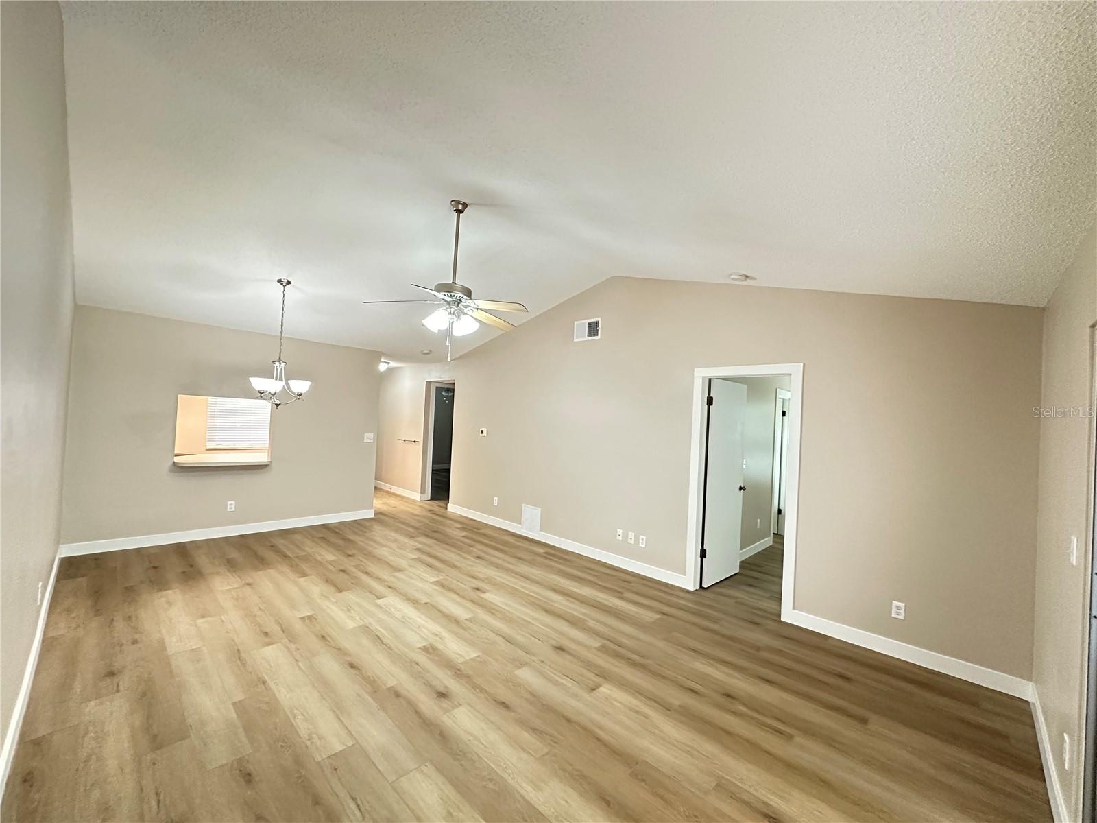 LAKES UNIT 2 PH 4 - Residential