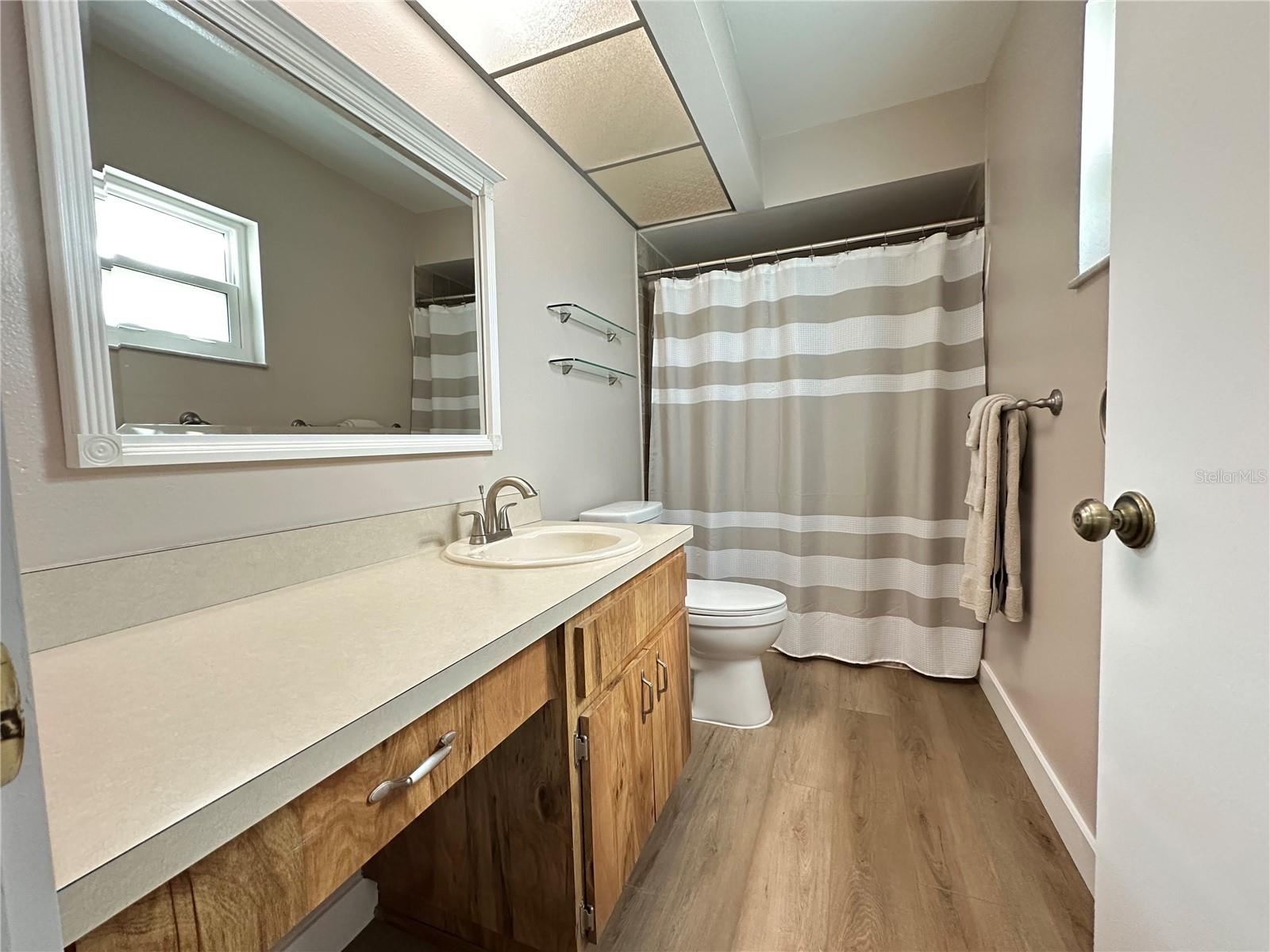 LAKES UNIT 2 PH 4 - Residential