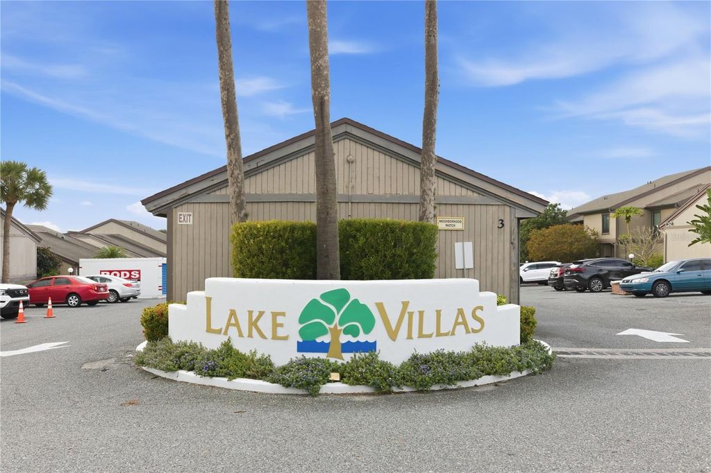 Photo of 654 Lake Villas Drive #654, Altamonte Springs, FL 32701 (MLS # O6373244)