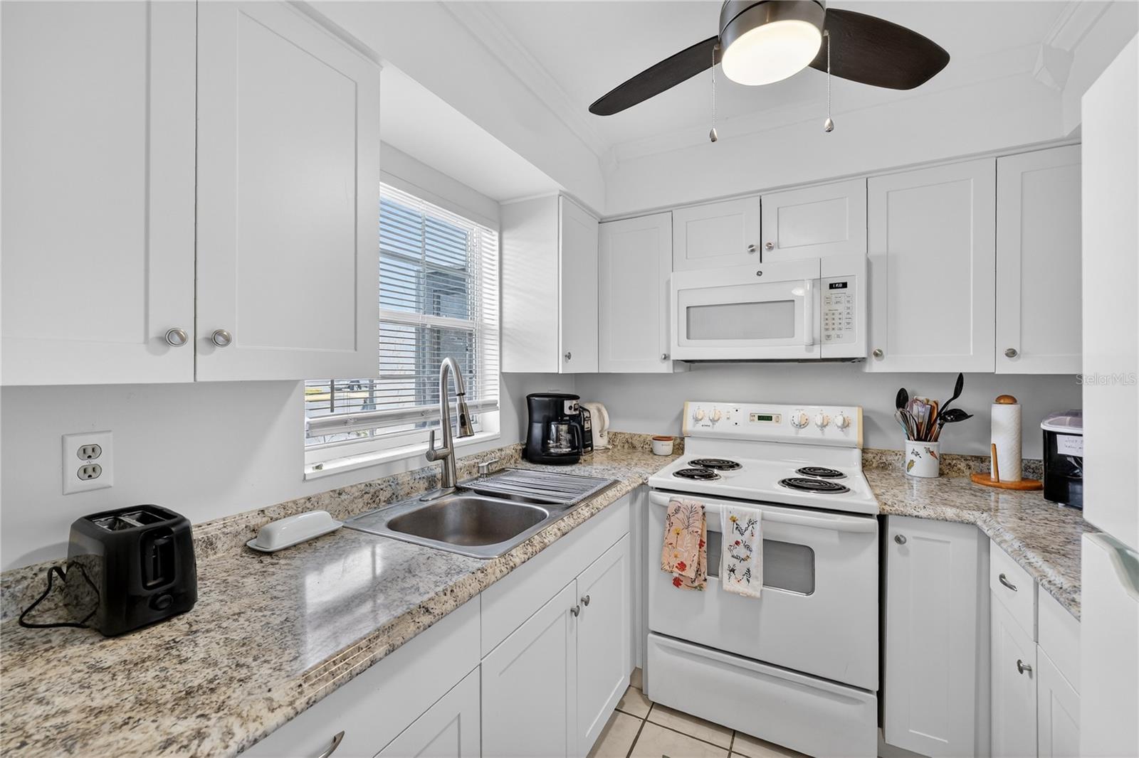 BURGUNDY UNIT TWO - Residential