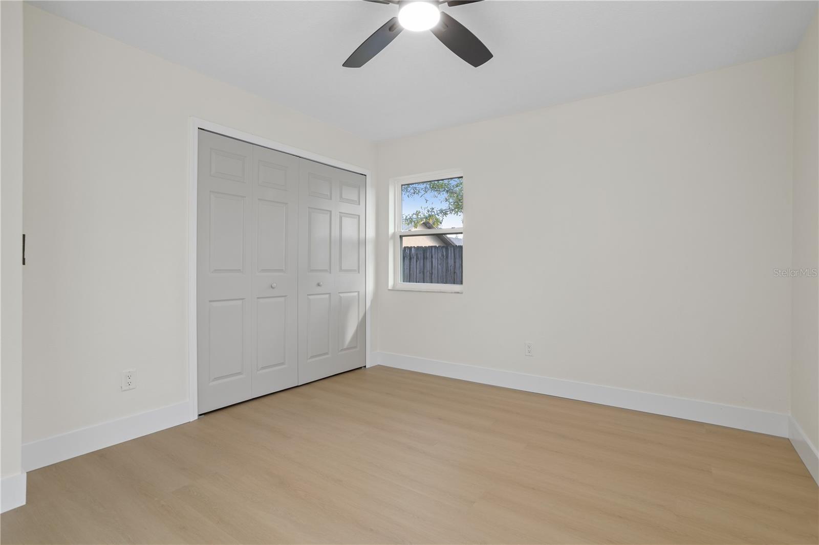 STERLING OAKS - Residential