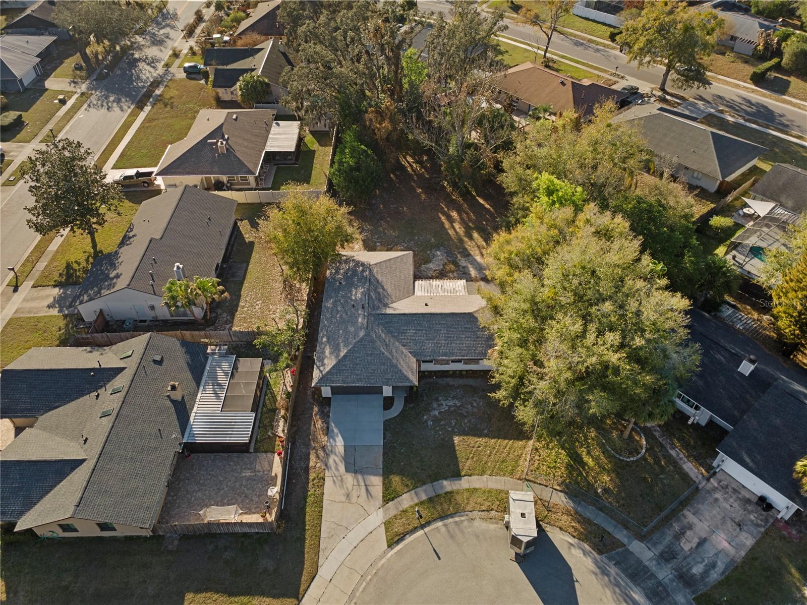 STERLING OAKS - Residential