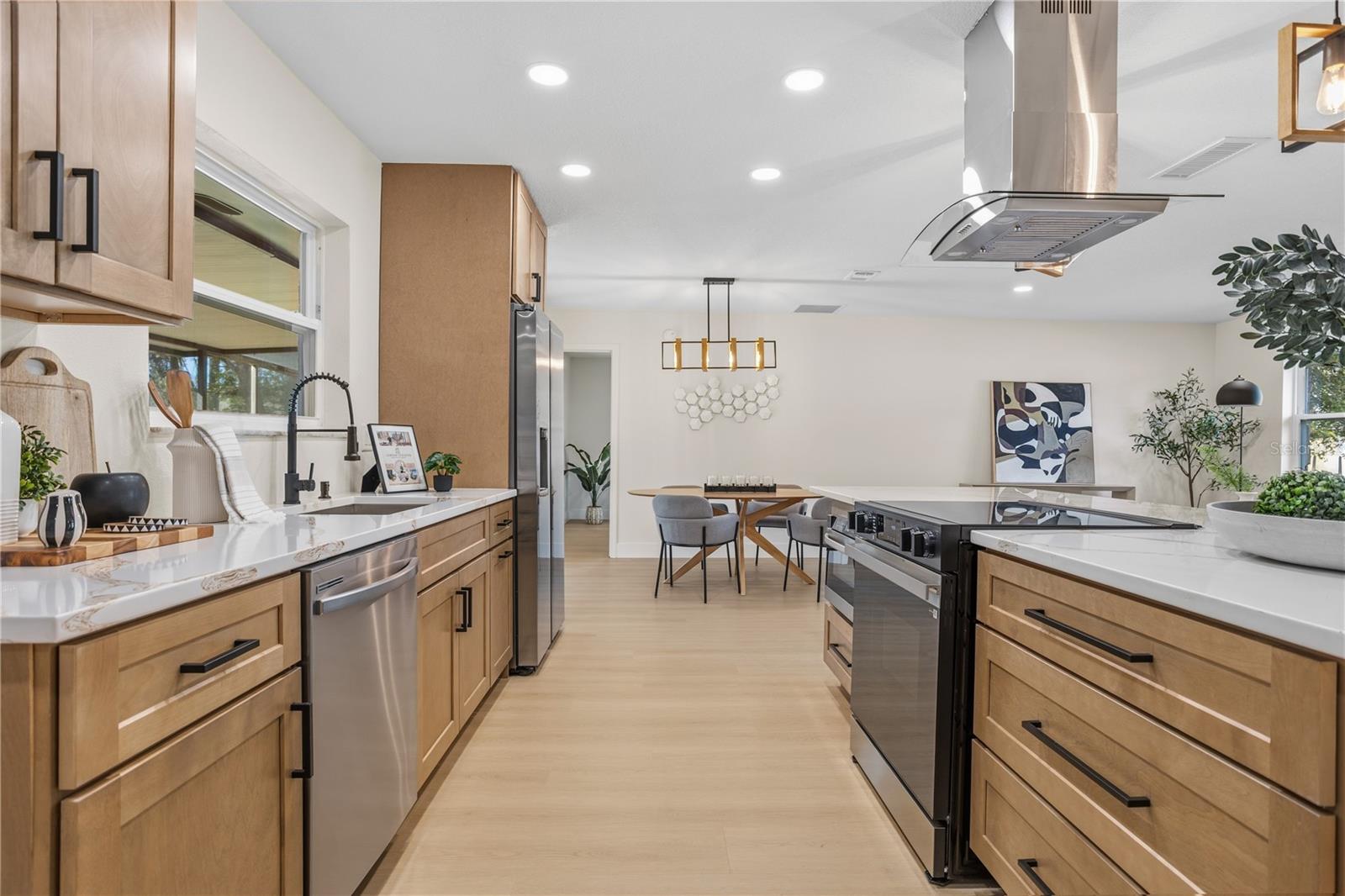 STERLING OAKS - Residential