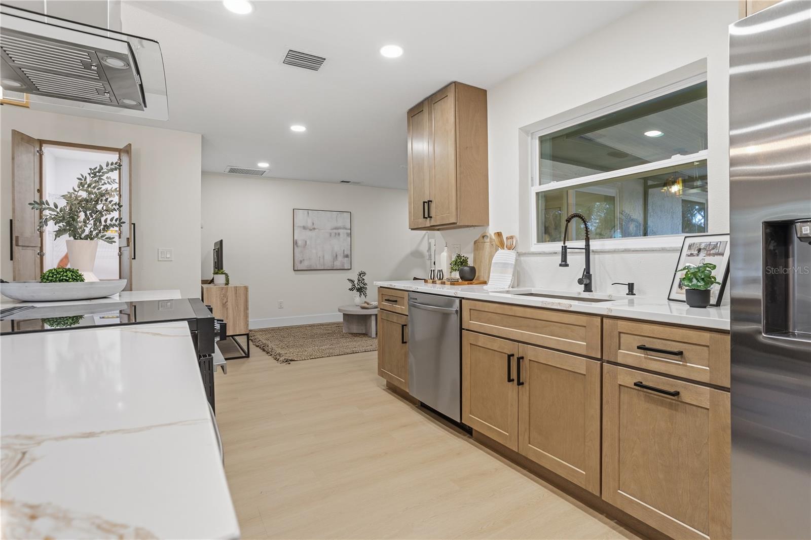 STERLING OAKS - Residential