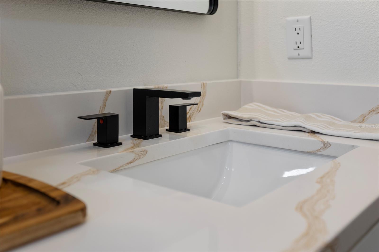 STERLING OAKS - Residential