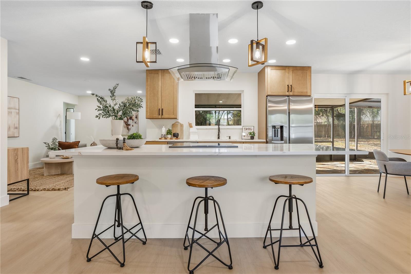 STERLING OAKS - Residential