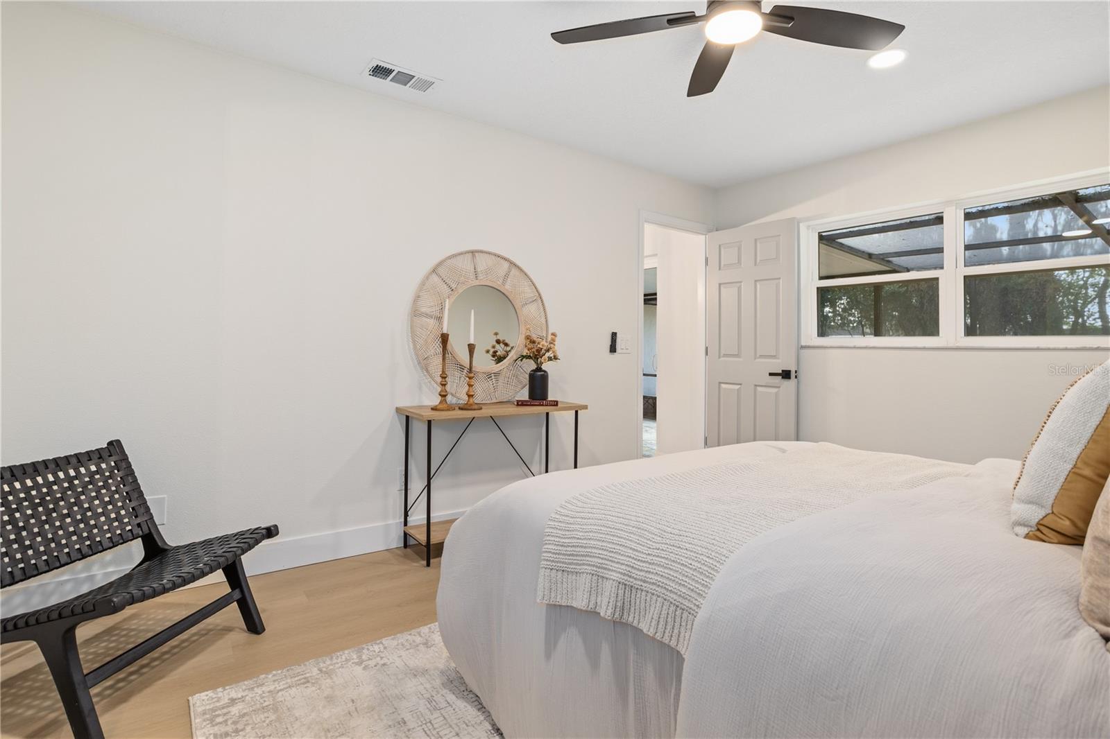 STERLING OAKS - Residential