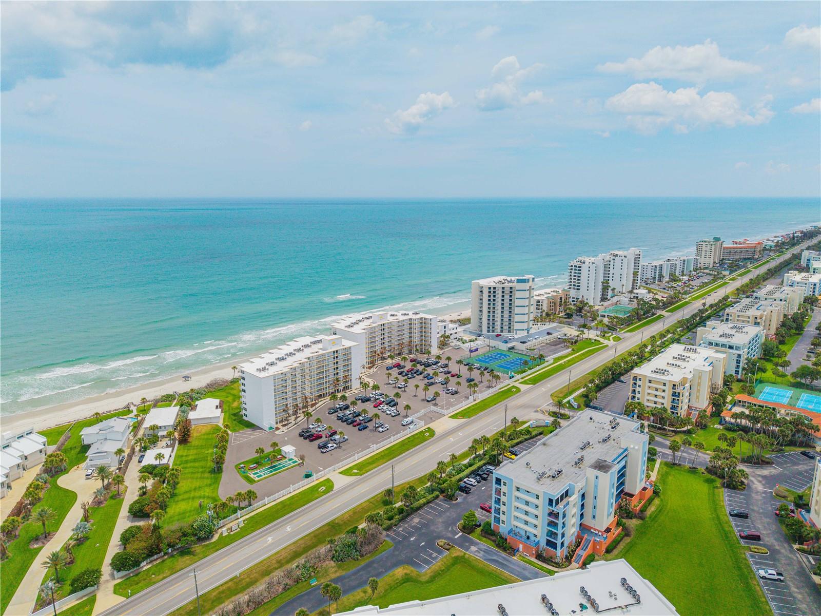 OCEAN VIEW TOWERS - Residential