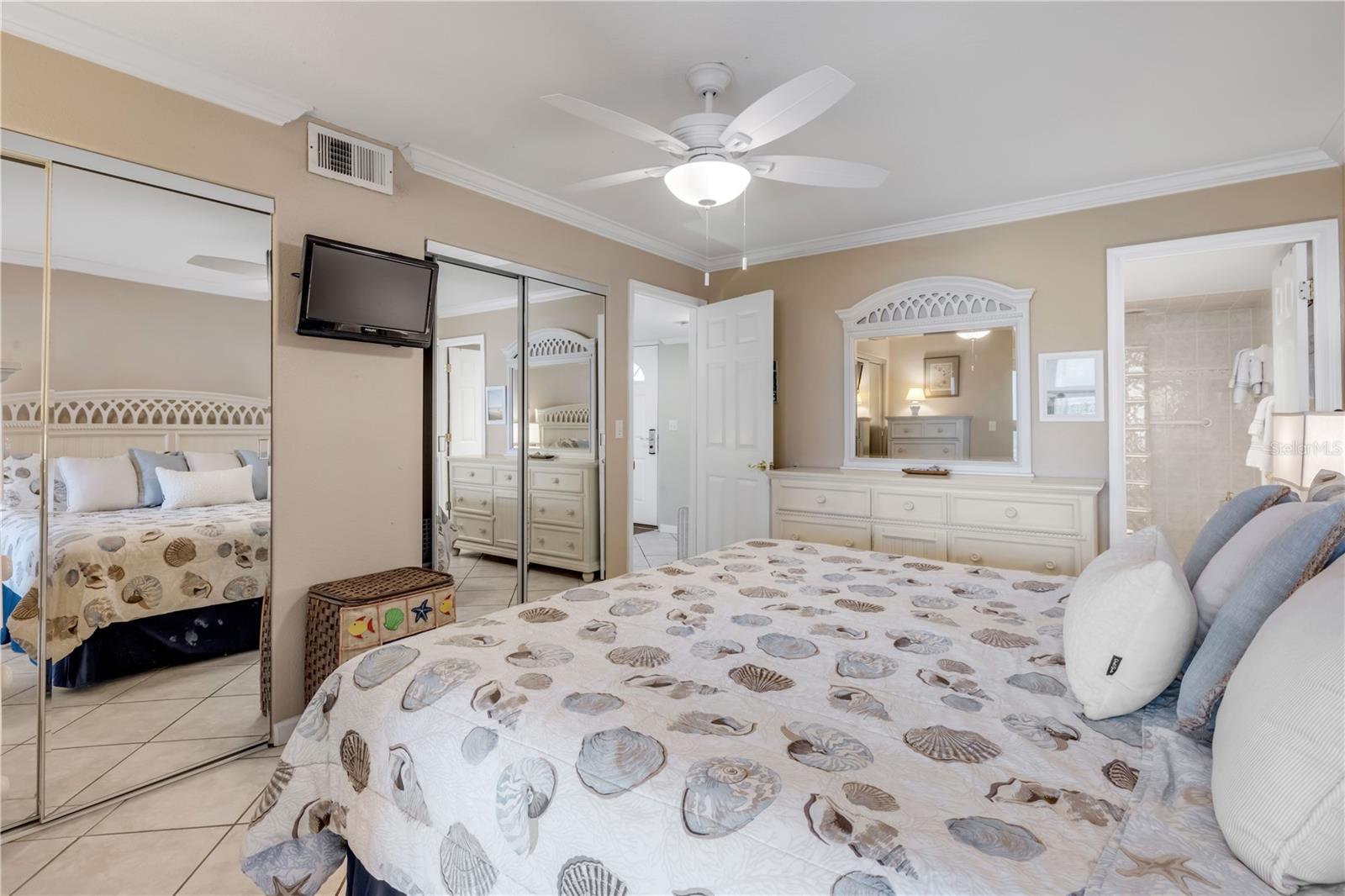 OCEAN VIEW TOWERS - Residential