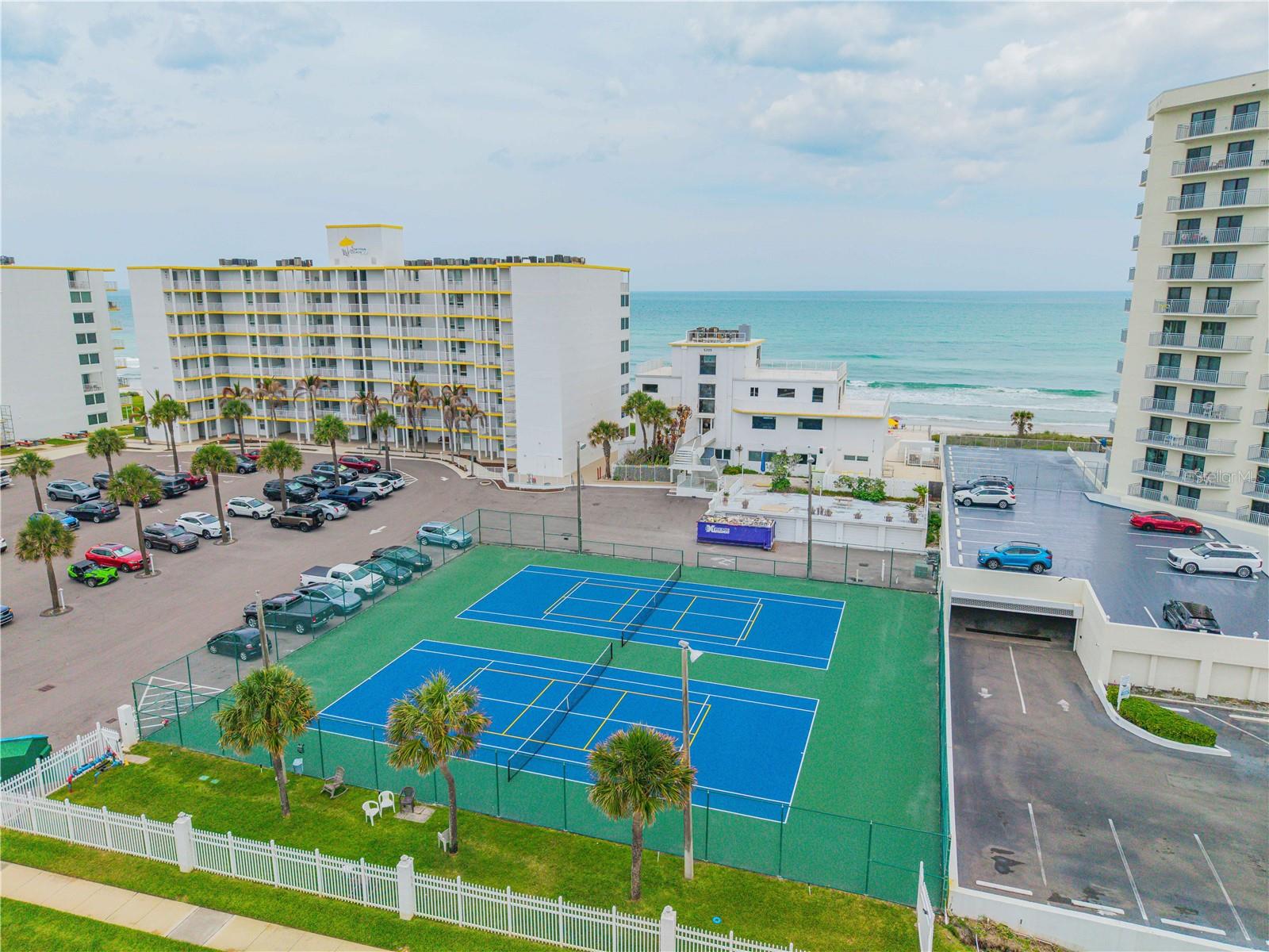 OCEAN VIEW TOWERS - Residential
