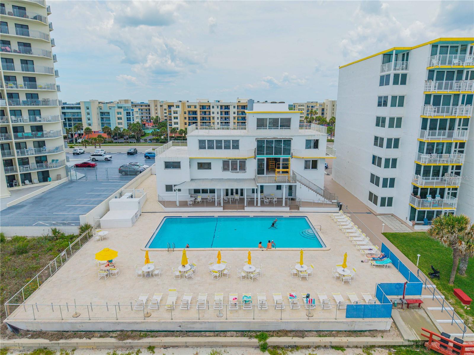 OCEAN VIEW TOWERS - Residential