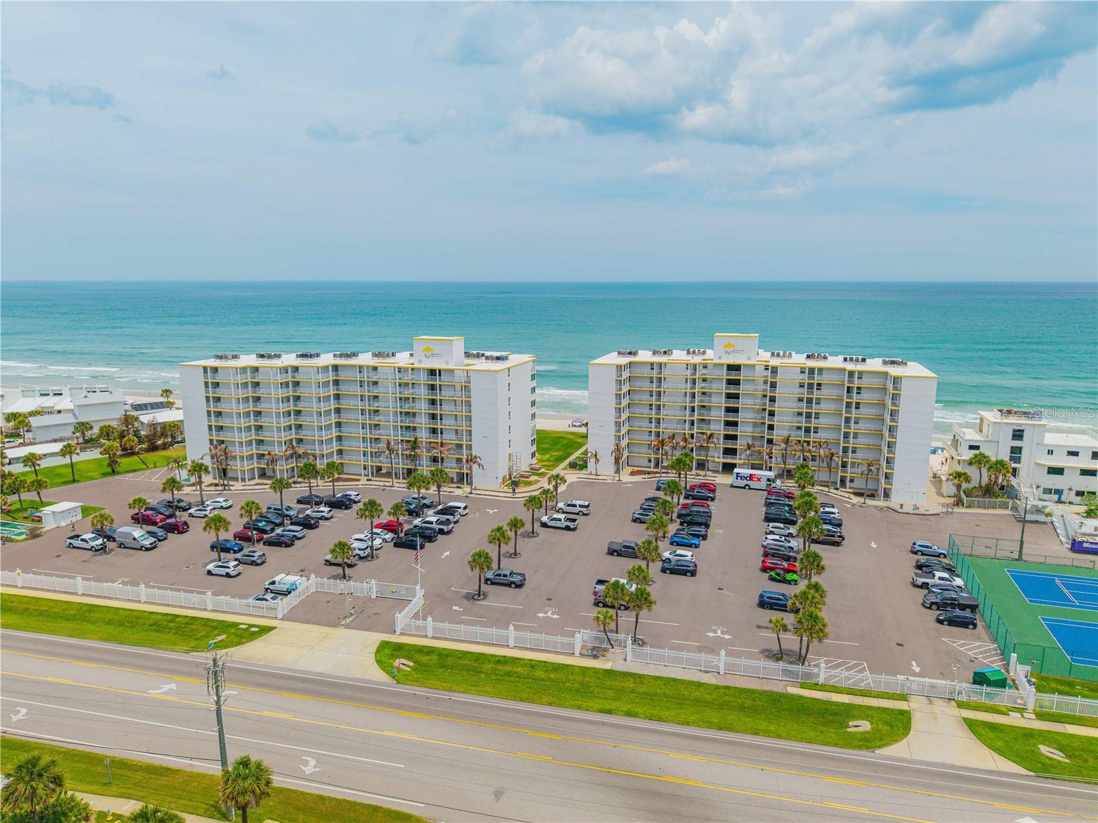 OCEAN VIEW TOWERS - Residential