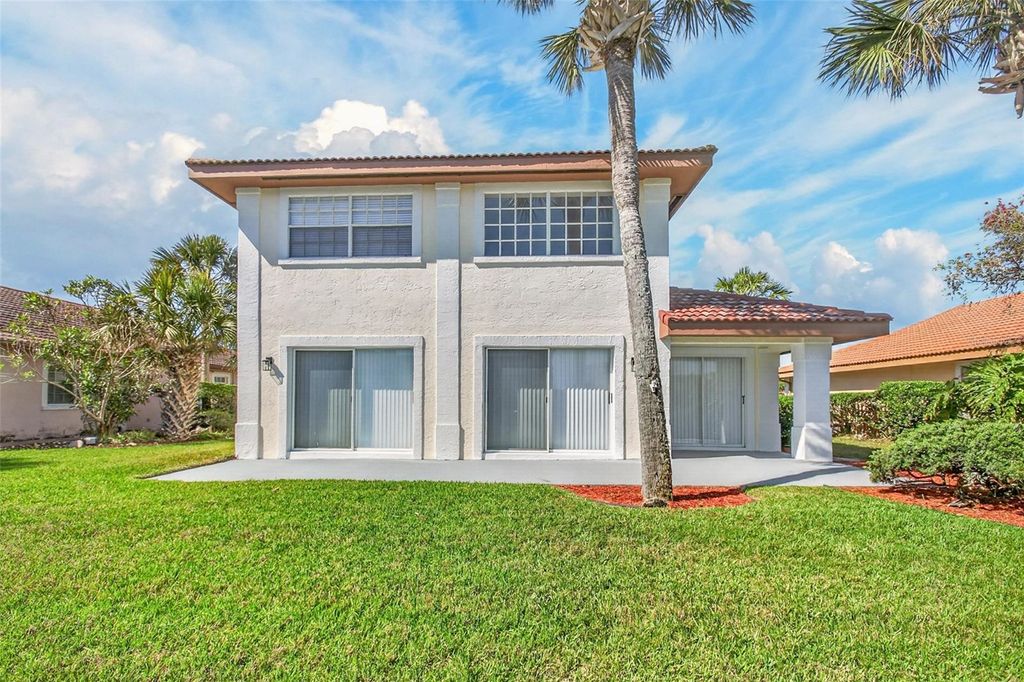Photo of 16 San Miguel Ct, Palm Coast, FL 32137 (MLS # FC317607)