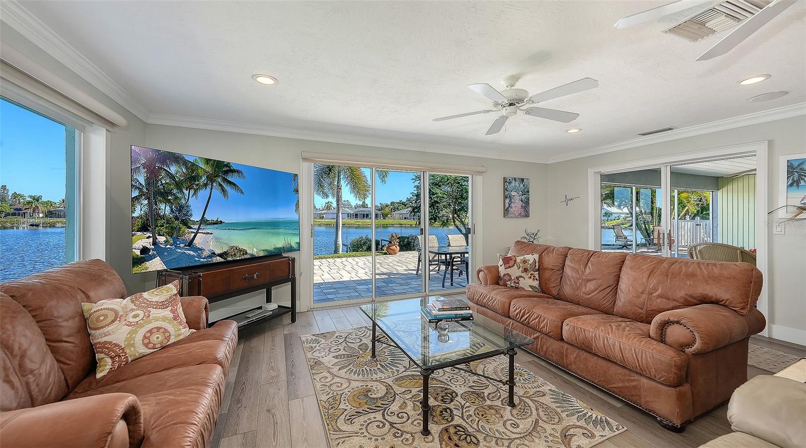 VENICE GARDENS SEC 2 - Residential