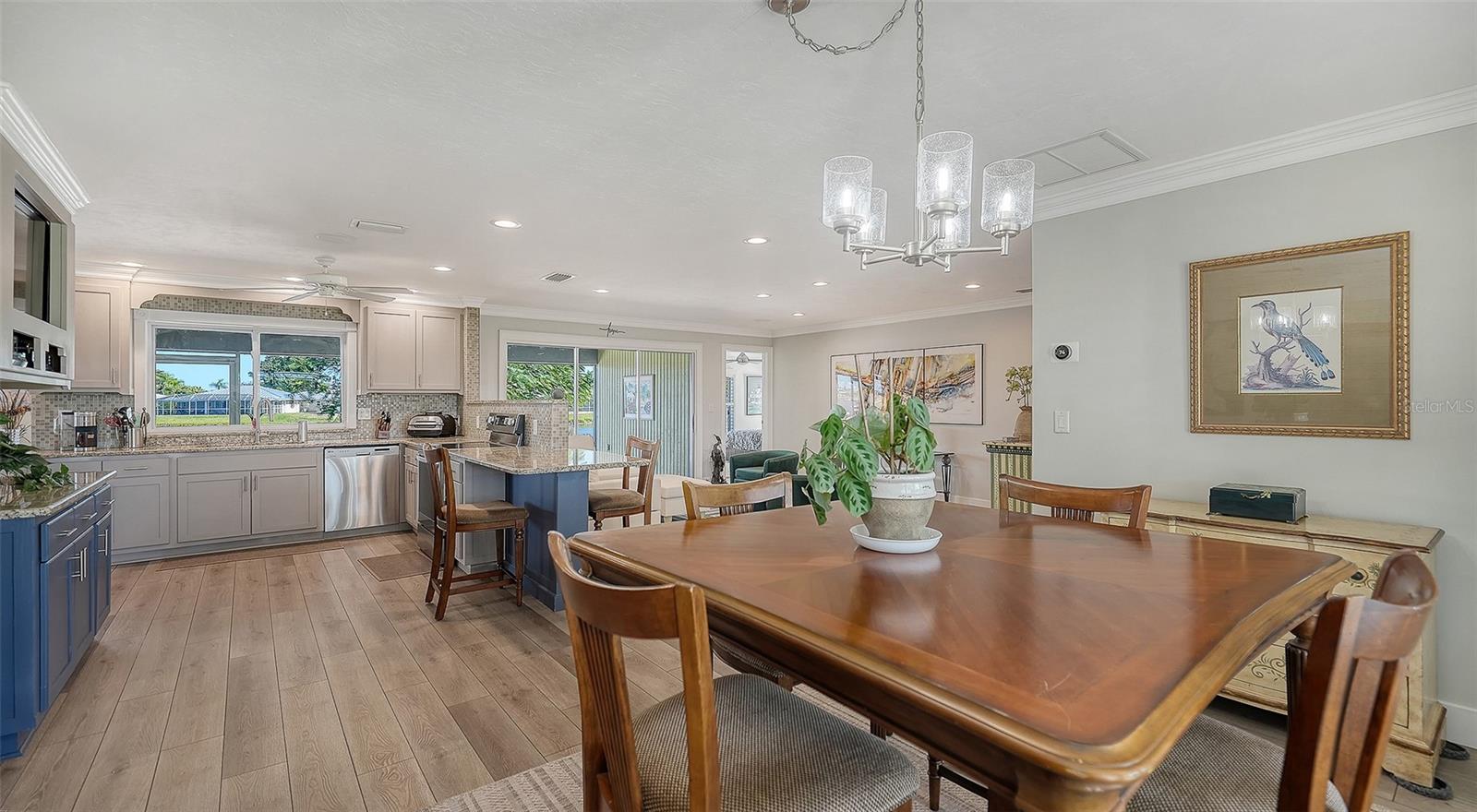 VENICE GARDENS SEC 2 - Residential