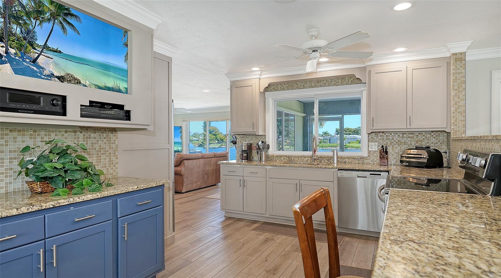 VENICE GARDENS SEC 2 - Residential