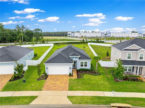 Tiny photo for 4417 NW 14th Loop, Ocala, FL 34482 (MLS # OM727873)