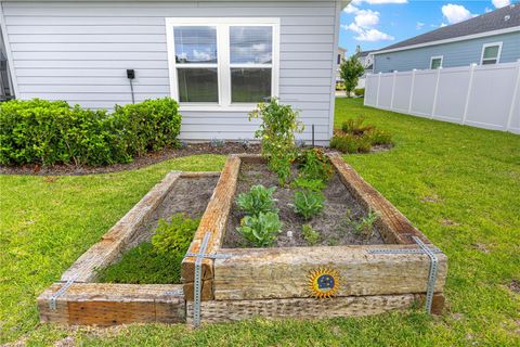 Tiny photo for 4417 NW 14th Loop, Ocala, FL 34482 (MLS # OM727873)