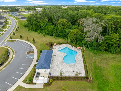Tiny photo for 4417 NW 14th Loop, Ocala, FL 34482 (MLS # OM727873)