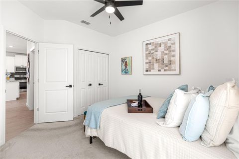 Tiny photo for 4417 NW 14th Loop, Ocala, FL 34482 (MLS # OM727873)
