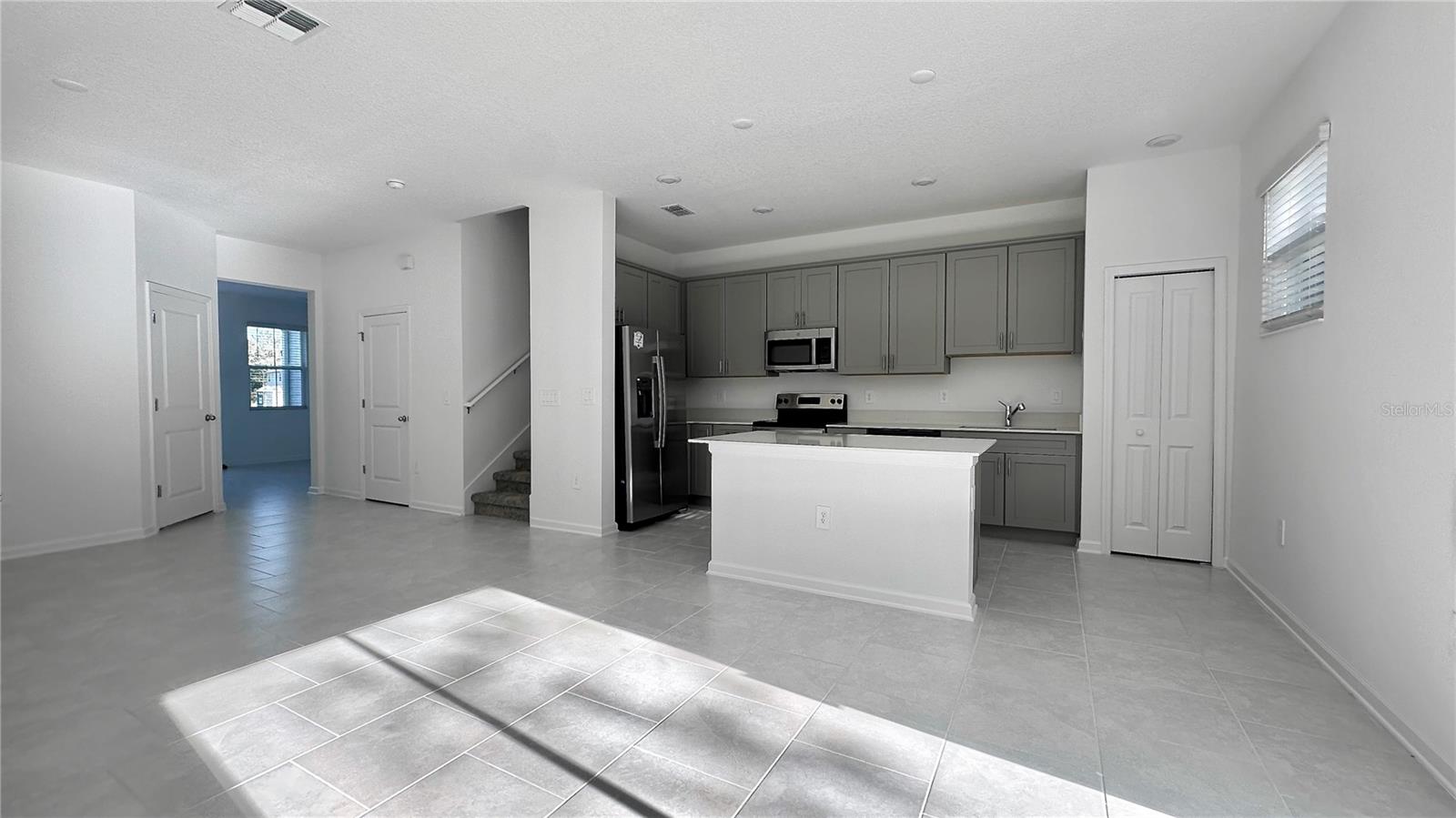 LAKE WILSON RESERVE - Residential Lease