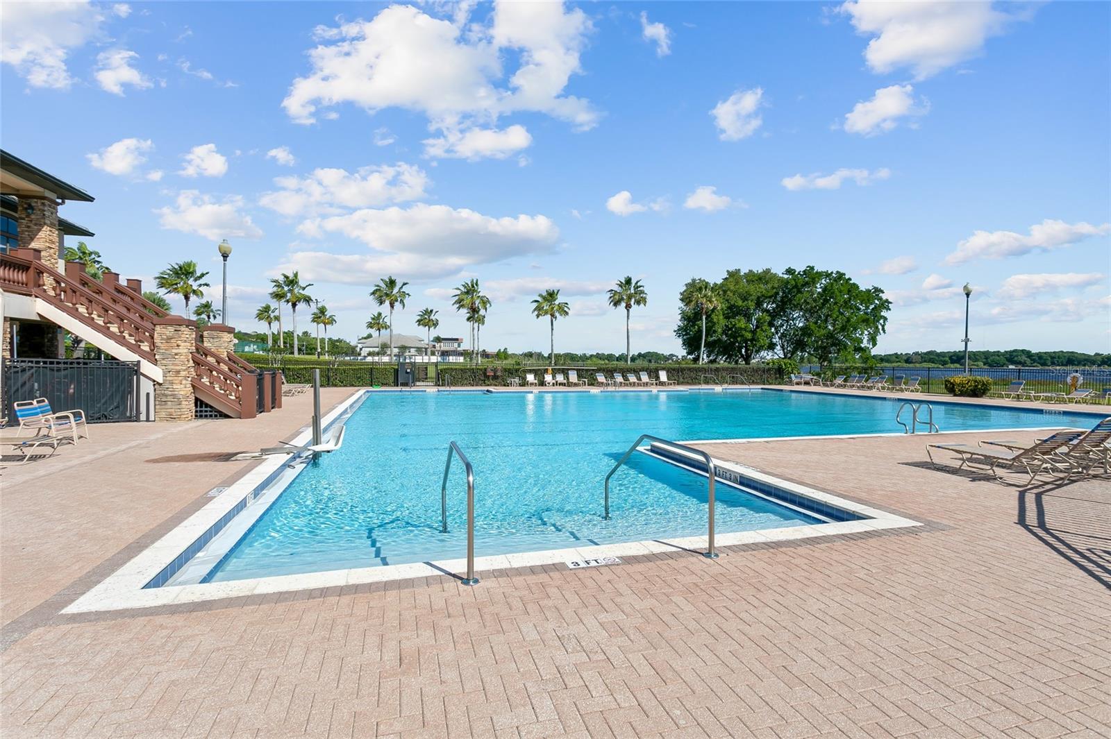 STONEYBROOK WEST - Residential