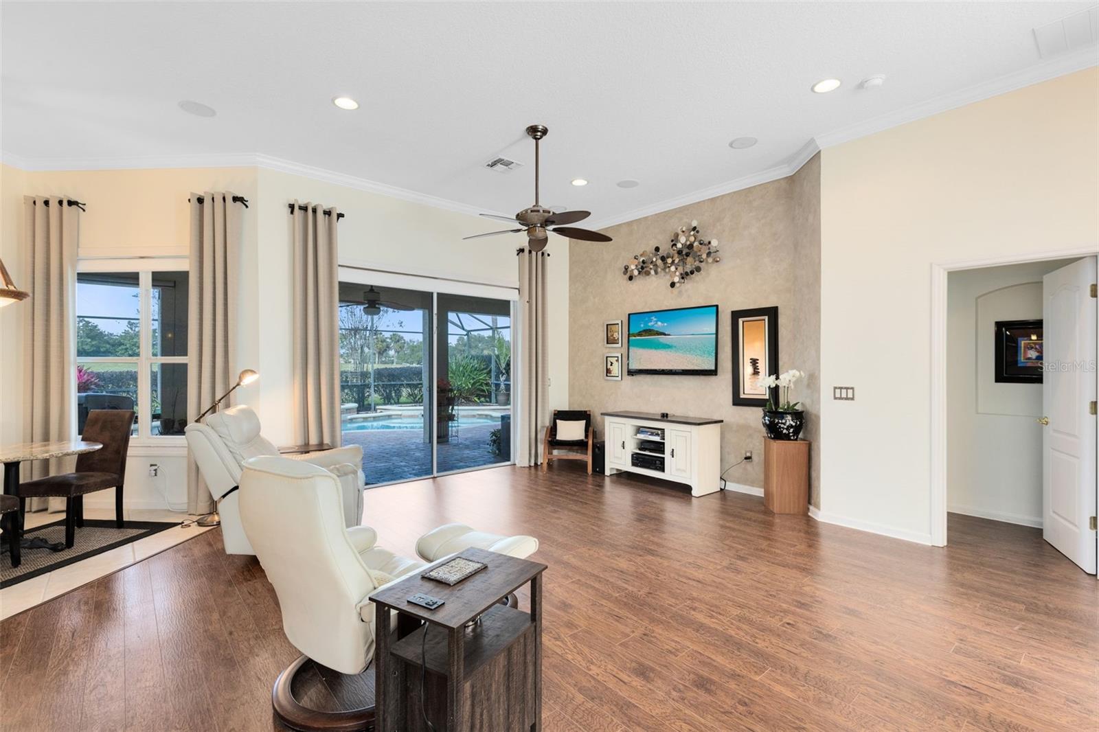 STONEYBROOK WEST - Residential