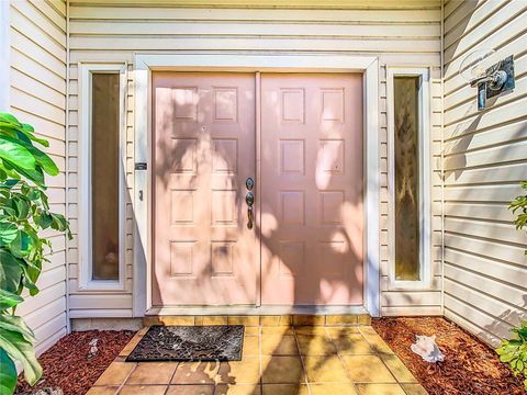 A home in PALM HARBOR