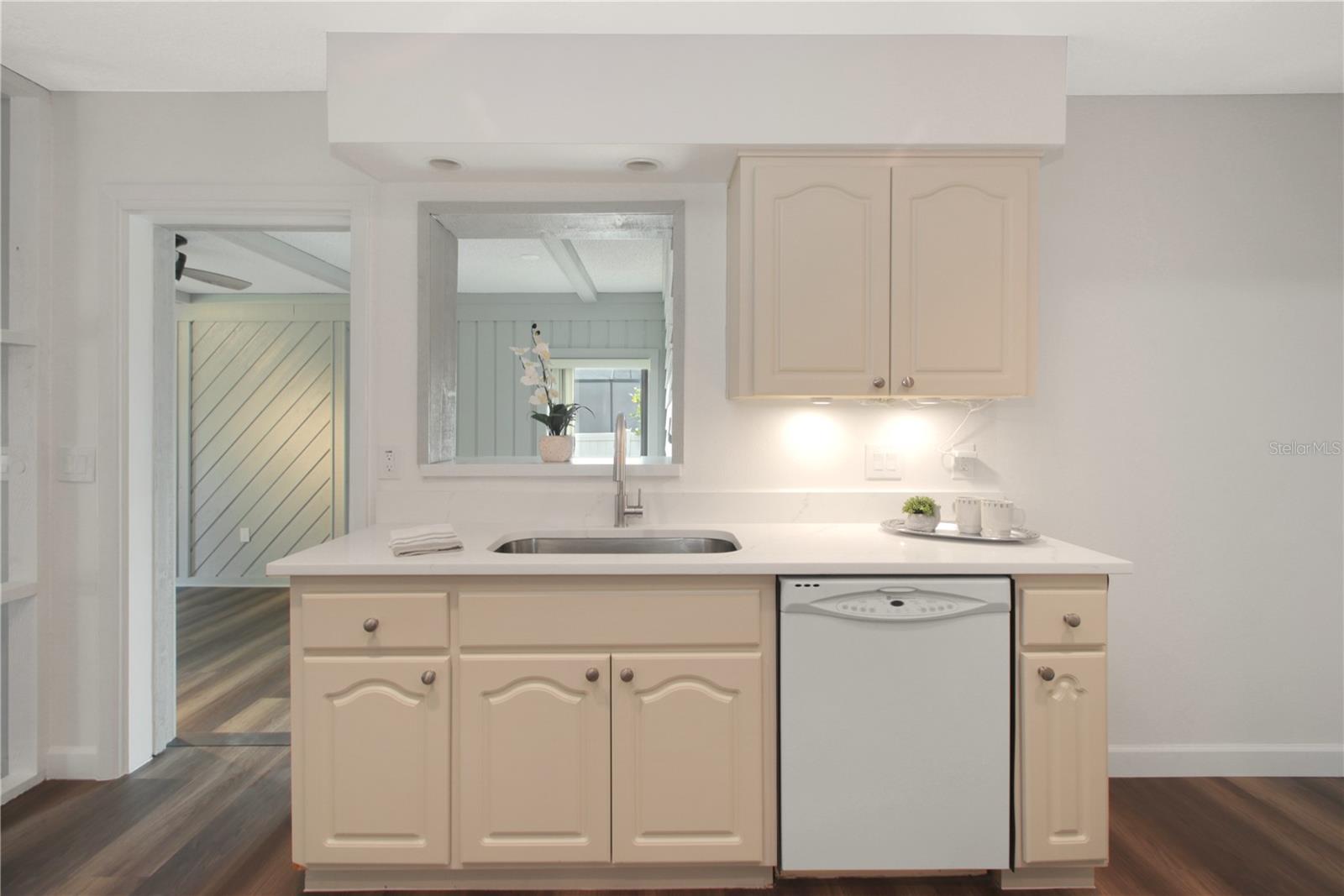 LAKE WAUNATTA WOODS - Residential