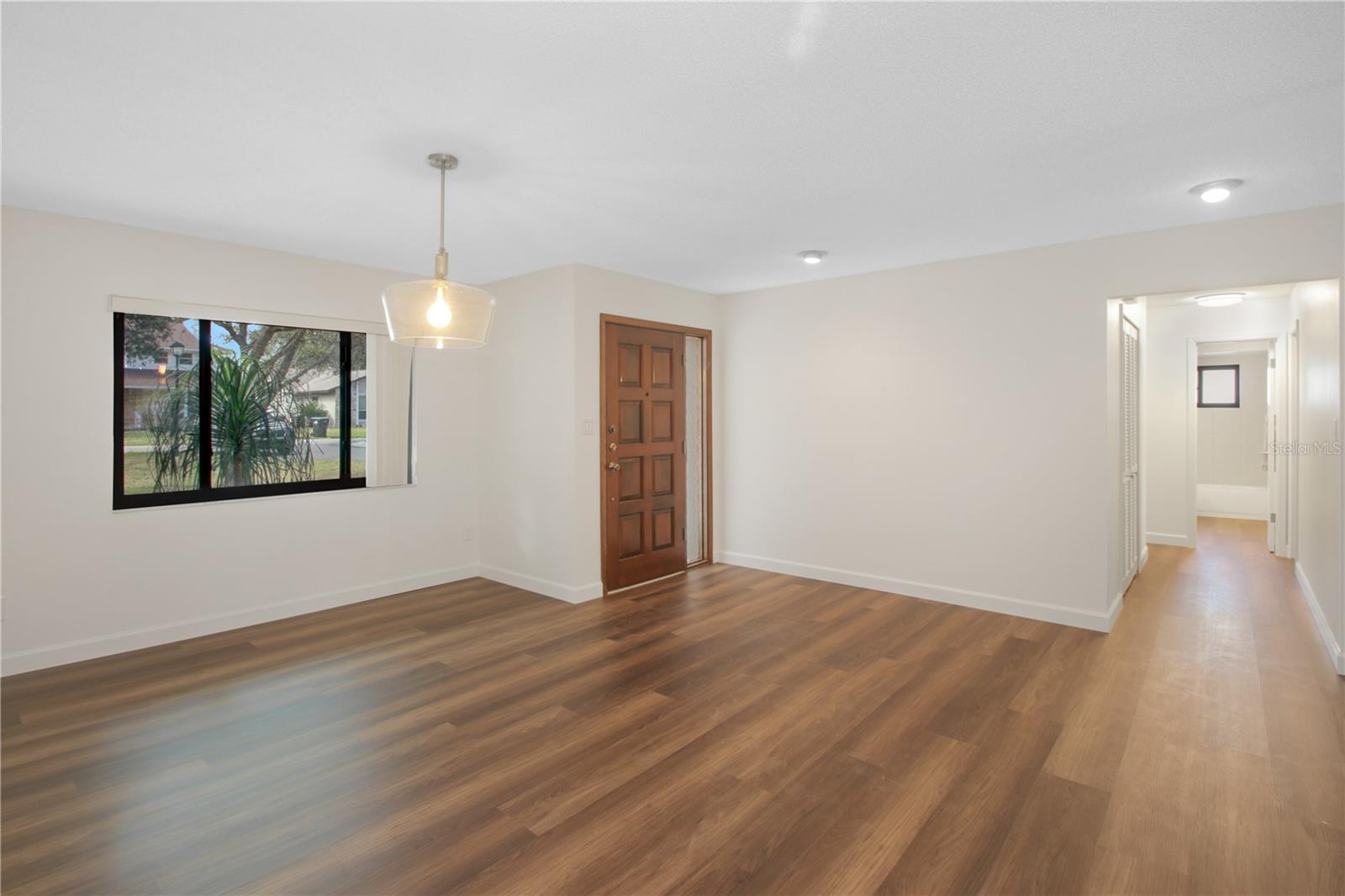 LAKE WAUNATTA WOODS - Residential