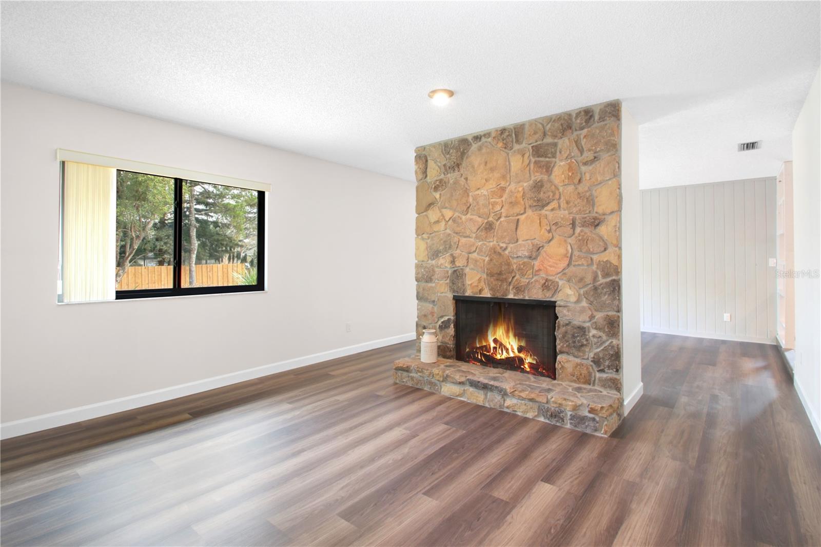 LAKE WAUNATTA WOODS - Residential